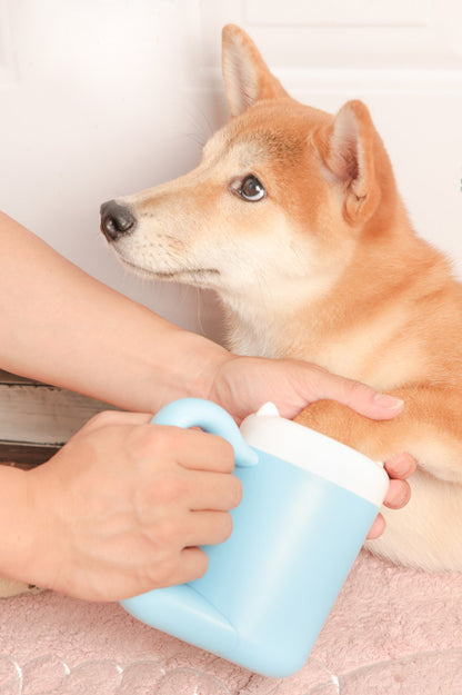 Silicone Pet Paw Washer - Cat and Dog Foot Cleaning Tool for a Mess-Free Clean