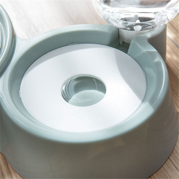 Automatic Water Refill Bowl - Hassle-Free Hydration for Your Pets