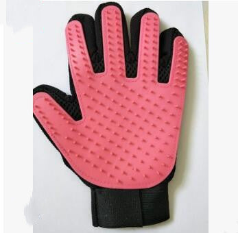 PamperGloves Pet Bathing Mitt: A Gentle Spa Experience at PetAholic