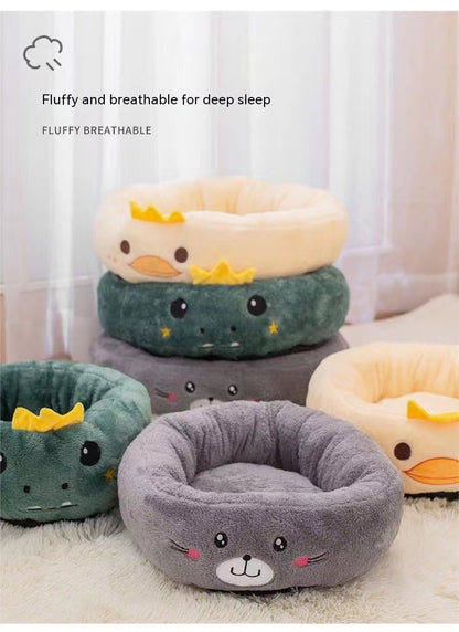 Embroidered Comfort: Four Seasons Universal Calming Donut Pet Bed