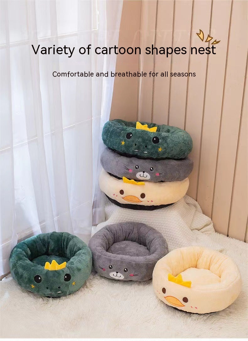 Embroidered Comfort: Four Seasons Universal Calming Donut Pet Bed