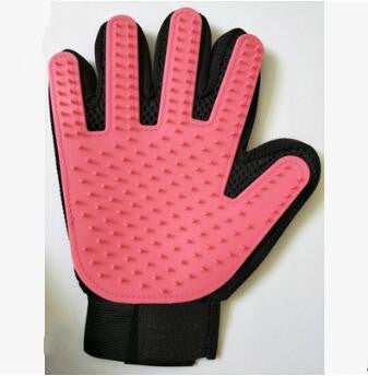 PamperGloves Pet Bathing Mitt: A Gentle Spa Experience at PetAholic