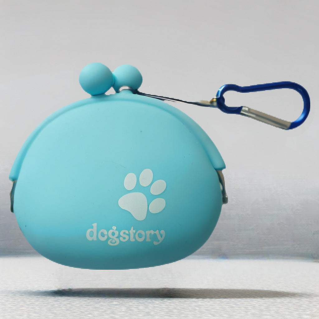 Convenient Silicone Pet Snack Bag: Keep Treats Handy