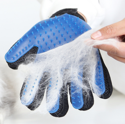 PamperGloves Pet Bathing Mitt: A Gentle Spa Experience at PetAholic