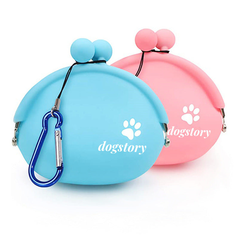 Convenient Silicone Pet Snack Bag: Keep Treats Handy